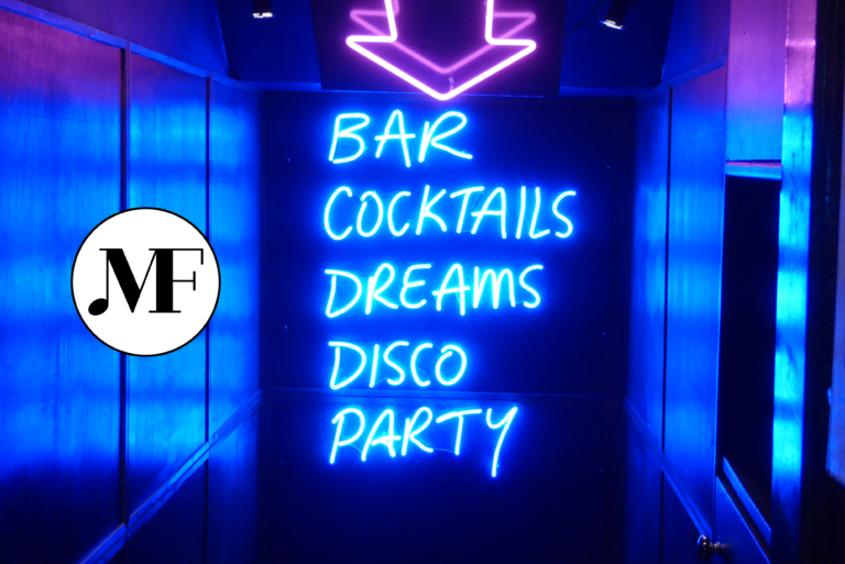 The Bar Situation - Full Price or Open?